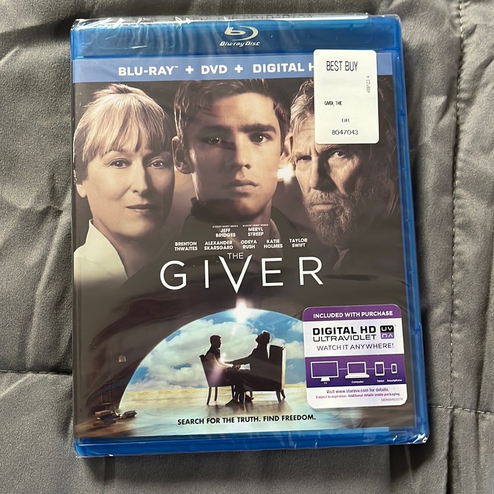 ‼️CLOSET CLOSING‼️The Giver on Blu-Ray & DVD - Never Opened, Still Sealed!